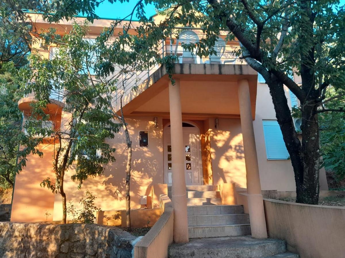 Apartmani Mia Rada บุดวา ภายนอก รูปภาพ